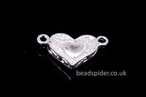 Magnetic Patterned Heart Lock Clasp