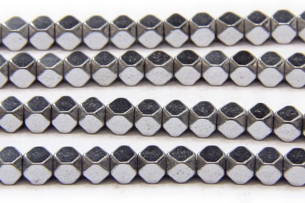 Silver 3mm Facetted Hematite Cubes