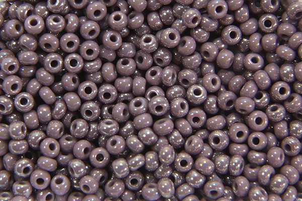 Opaque Sfinx Violet Preciosa Seed Beads